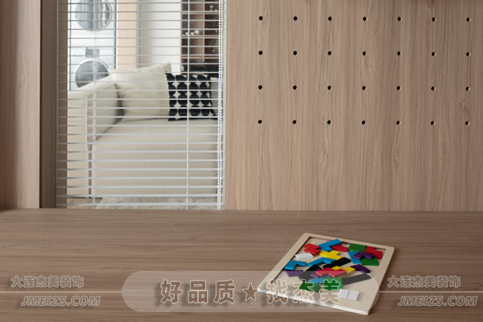 1689347313738554.png 大連裝修潮流趨勢(shì)之現(xiàn)代簡(jiǎn)約案例賞析典雅素凈溫潤(rùn)空間17.png